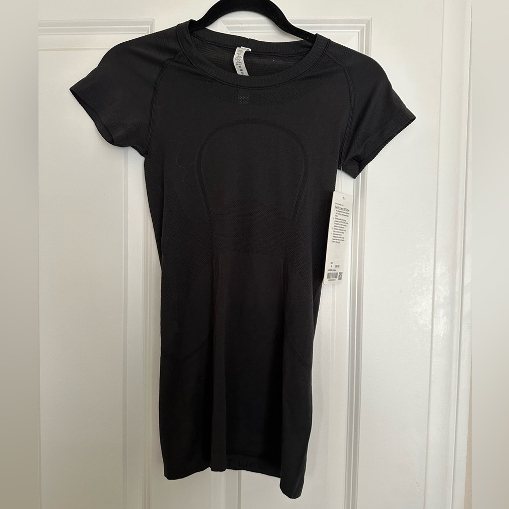 Black Lulu Lemon Swiftly Tech SS Crew